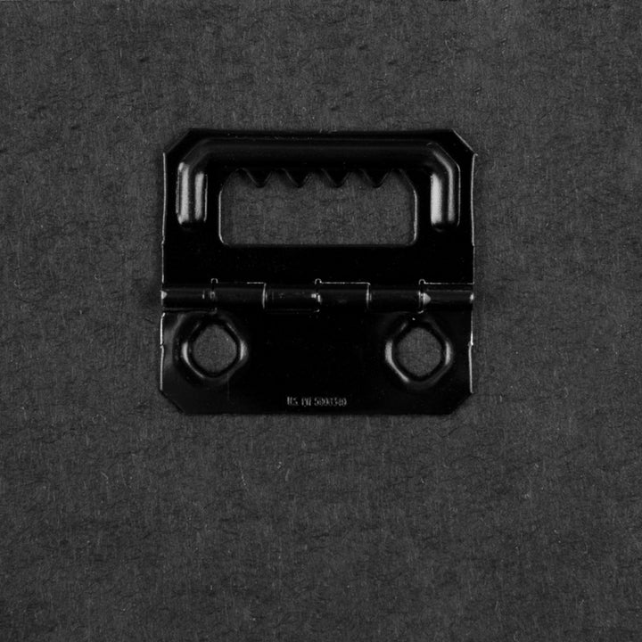 Noir Modern Elegance